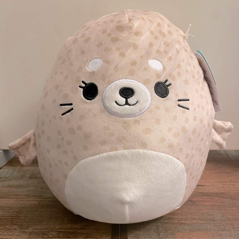 Squishmallows Lilou the Sealion 8" NWT